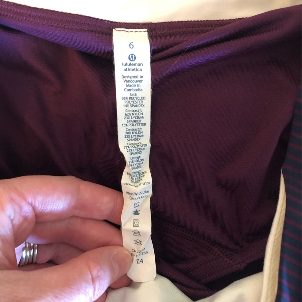 Lululemon Groovy Run Short Size 6 - image 2